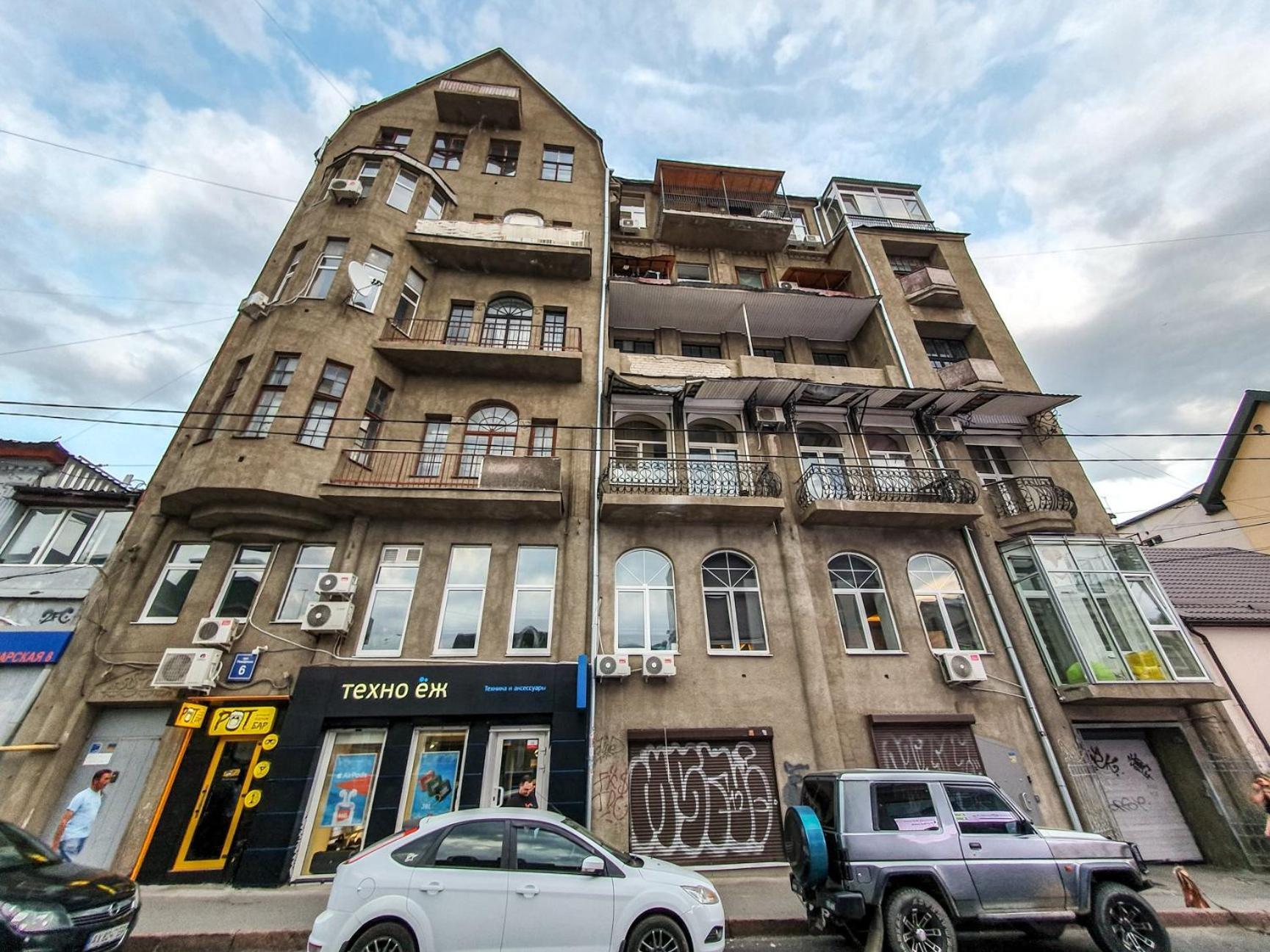 Two-Floor Apartments And Studio 2-Х Этажные Апартаменты И Студия В Самом Центре Harkov Kültér fotó